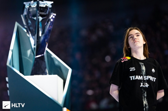 英雄联盟MSI是日晋级概率，RNG已确定晋级